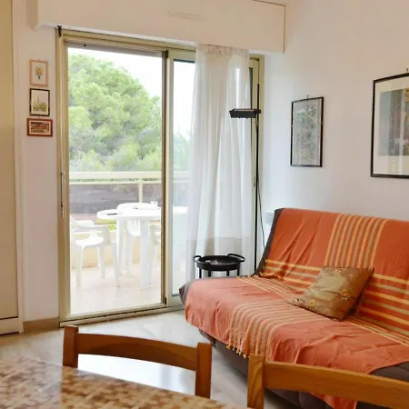 Apartment Golfe Juan, 2 Pieces, 4 Personnes - Fr-1-252-139 Vallauris