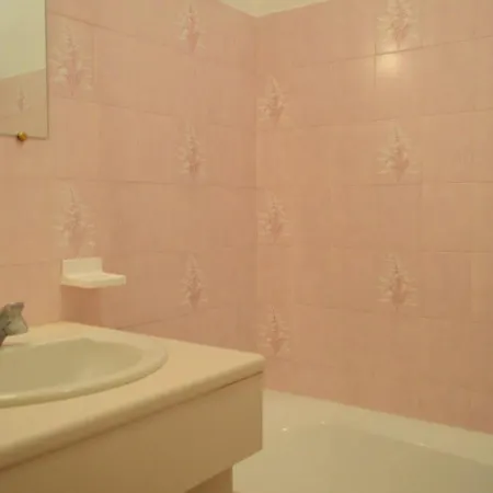 Apartment Golfe Juan, 2 Pieces, 4 Personnes - Fr-1-252-139 Vallauris