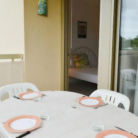 Apartment Golfe Juan, 2 Pieces, 4 Personnes - Fr-1-252-139 Vallauris