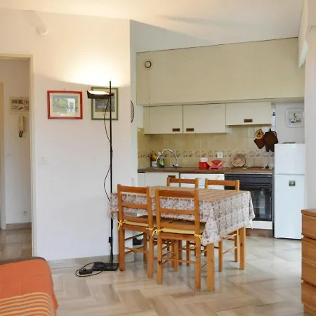 Appartement Golfe Juan, 2 Pieces, 4 Personnes - Fr-1-252-139 Vallauris